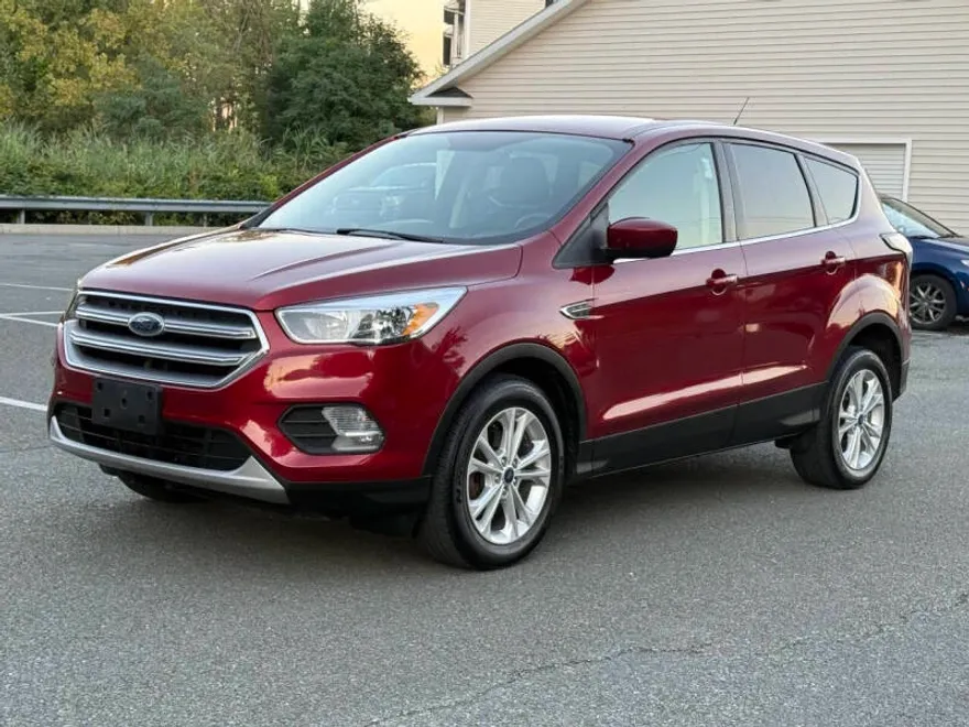 2017 Ford Escape SE photo 1