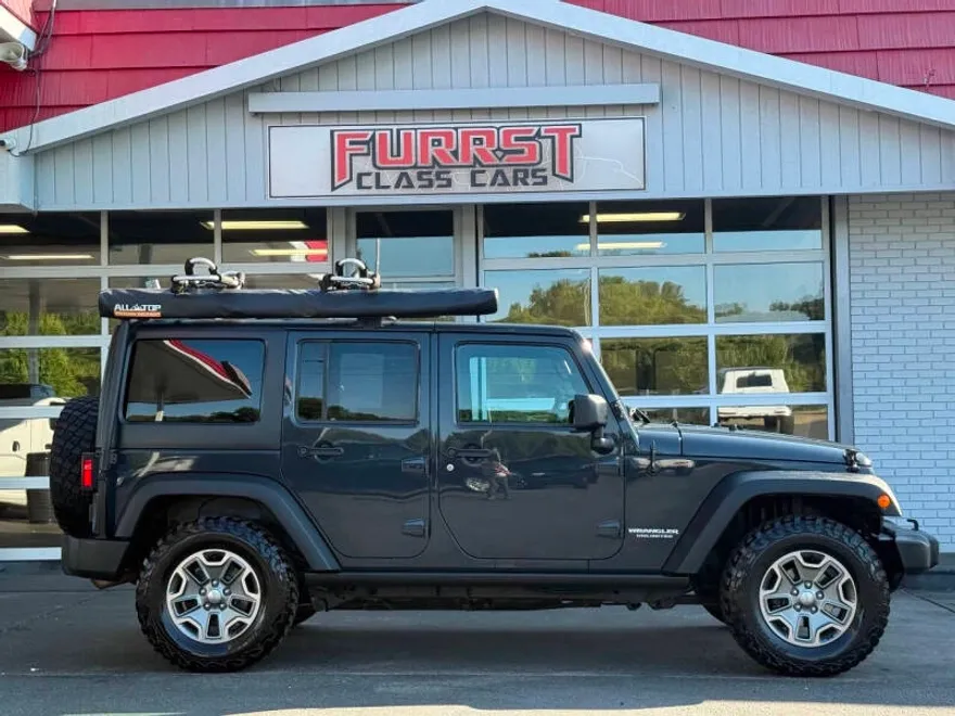 2017 Jeep Wrangler Unlimited Rubicon photo 1