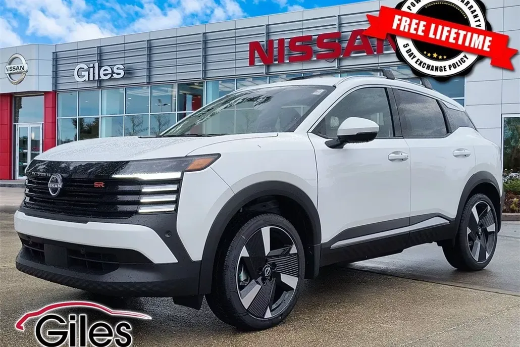 2025 Nissan Kicks SR photo 1