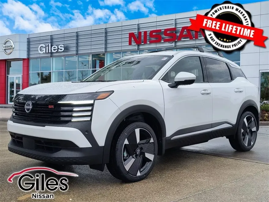 2025 Nissan Kicks SR photo 1