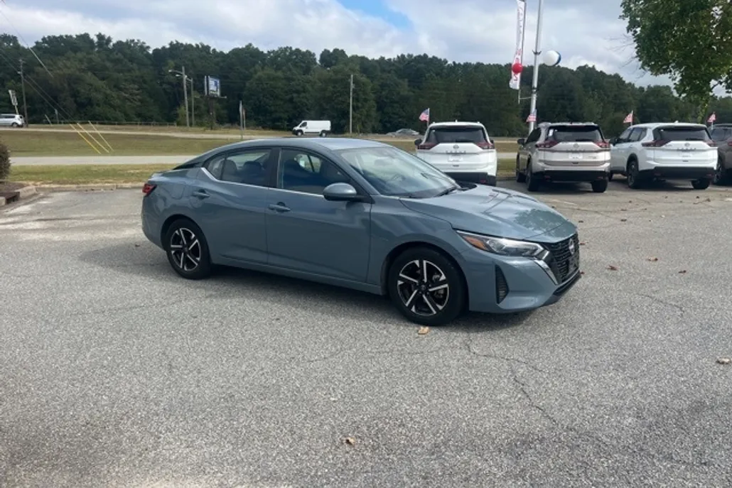 2024 Nissan Sentra SV photo 1