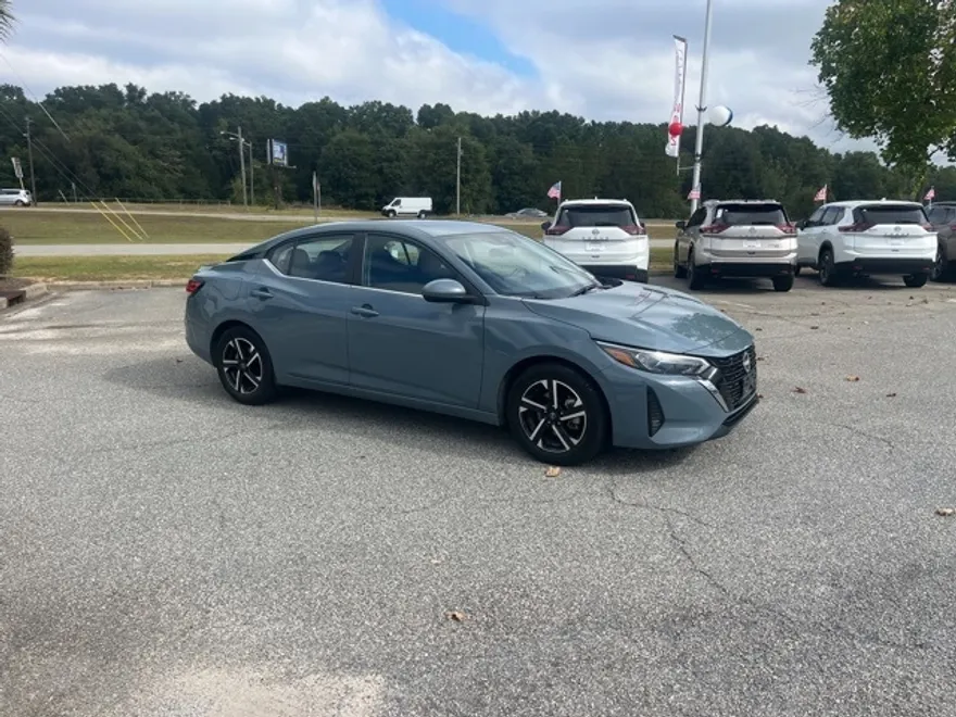 2024 Nissan Sentra SV photo 1