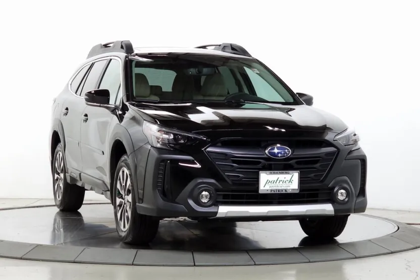2025 Subaru Outback Limited XT photo 1