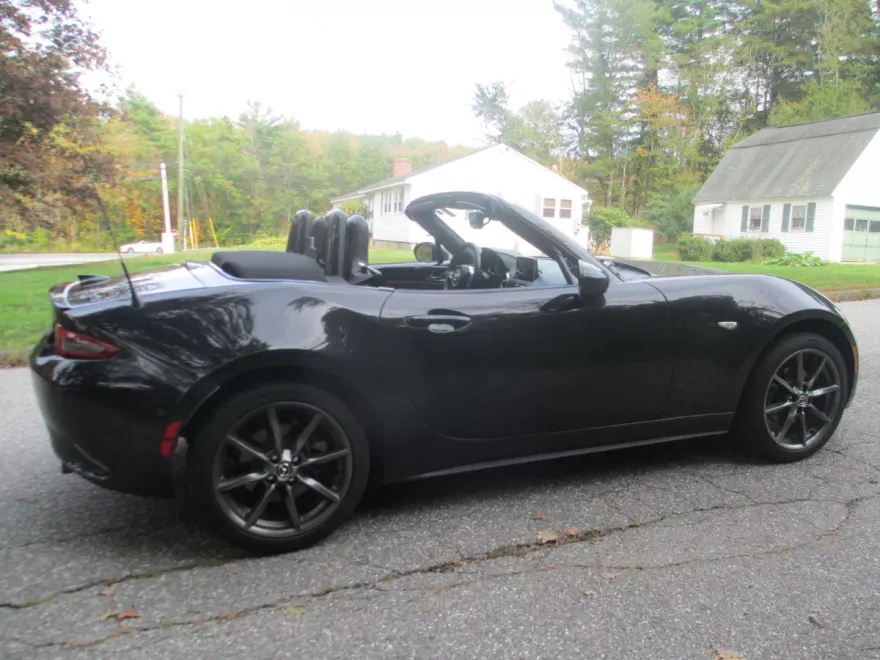 2016 Mazda MX-5 Miata Miata Grand Touring photo 1