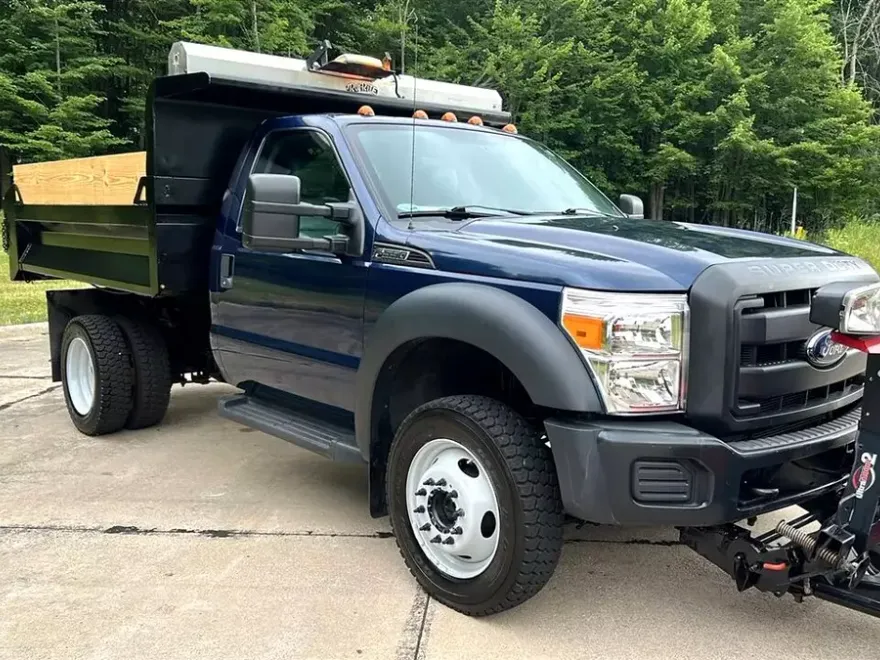 2013 Ford F-550 photo 1