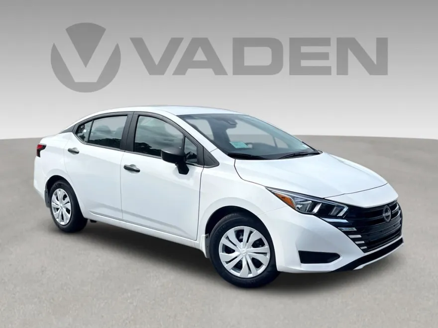 2025 Nissan Versa 1.6 S photo 1