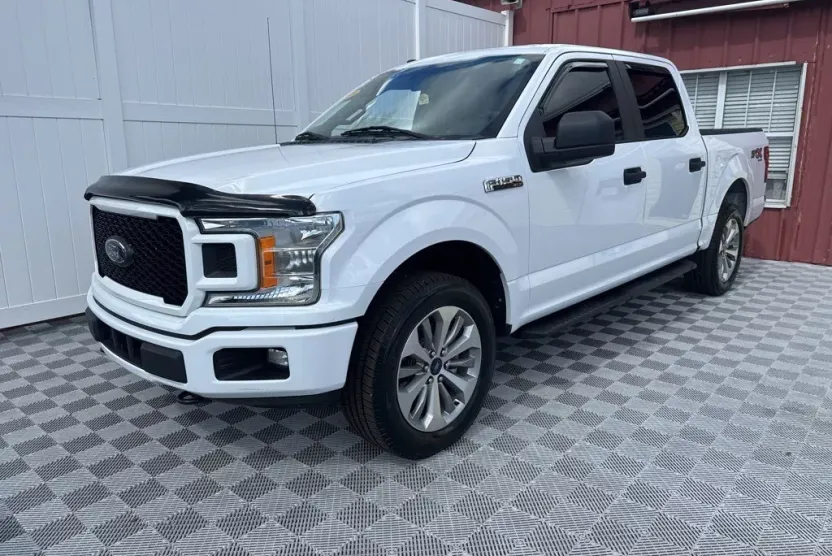 2018 Ford F-150 XLT photo 1