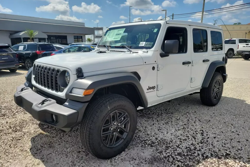 2025 Jeep Wrangler Sport S photo 1