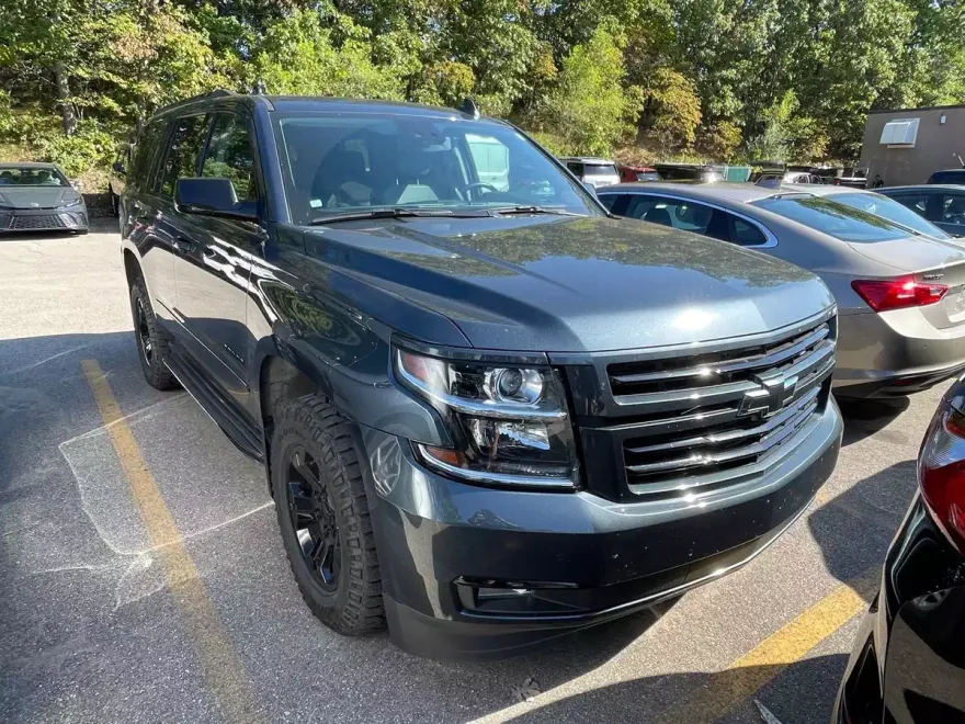 2020 Chevrolet Tahoe Premier photo 1