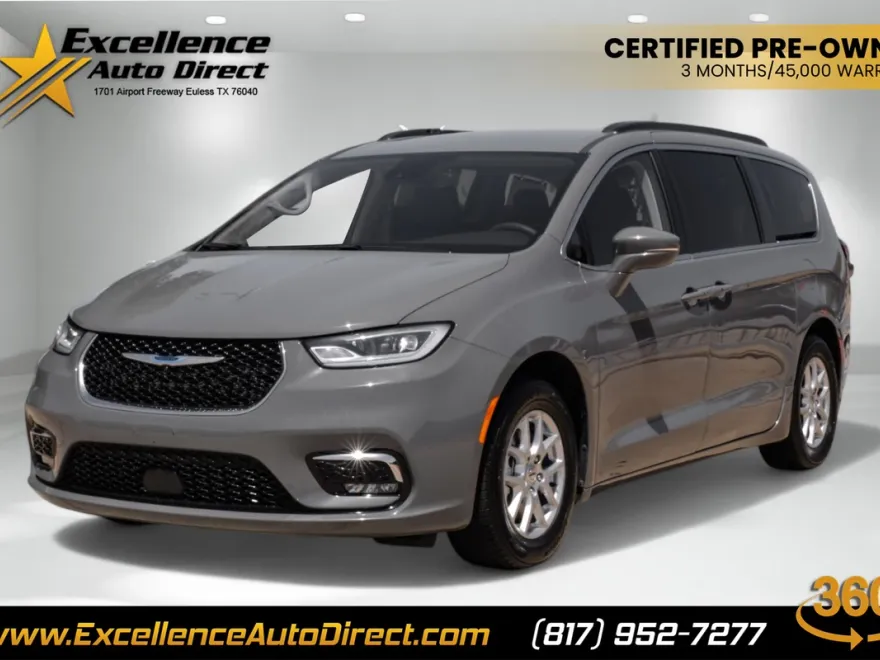 2022 Chrysler Pacifica Touring L photo 1