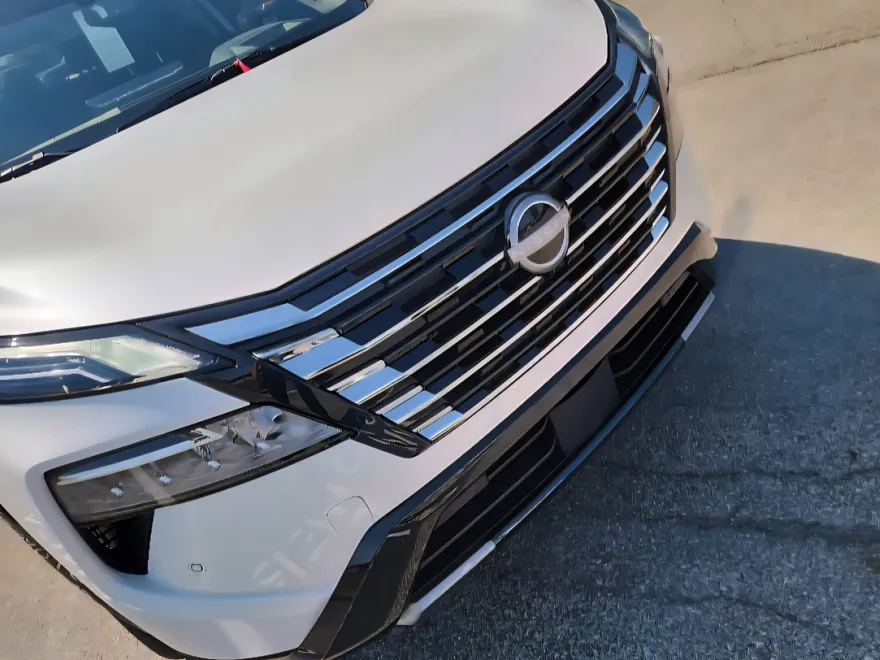 2026 Nissan Rogue Platinum photo 1