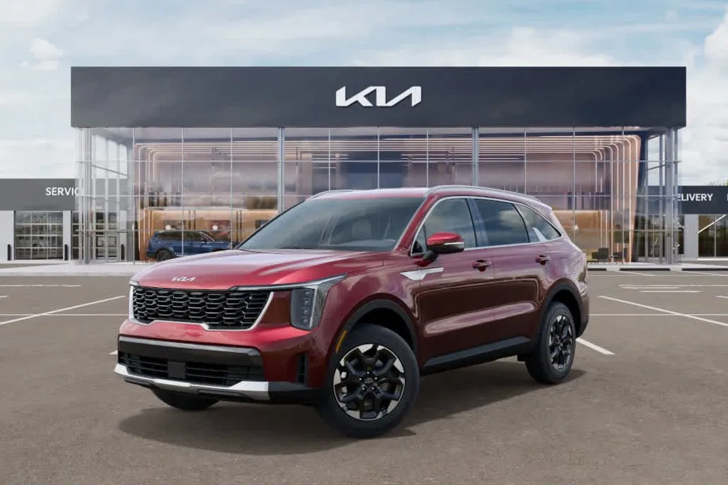 2025 Kia Sorento S photo 1