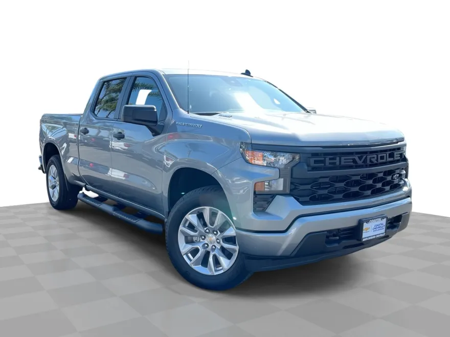 2025 Chevrolet Silverado 1500 Custom photo 1