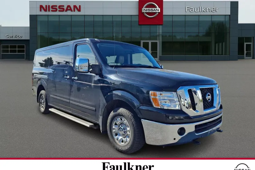 2020 Nissan NV3500 HD SL photo 1