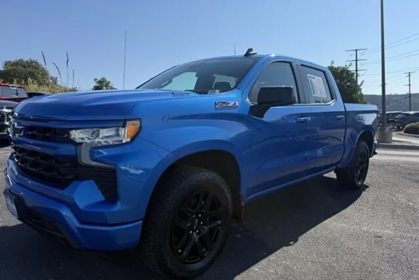 2025 Chevrolet Silverado 1500 RST photo 1