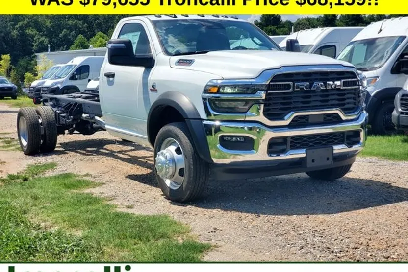 2025 Ram 5500 Tradesman photo 1