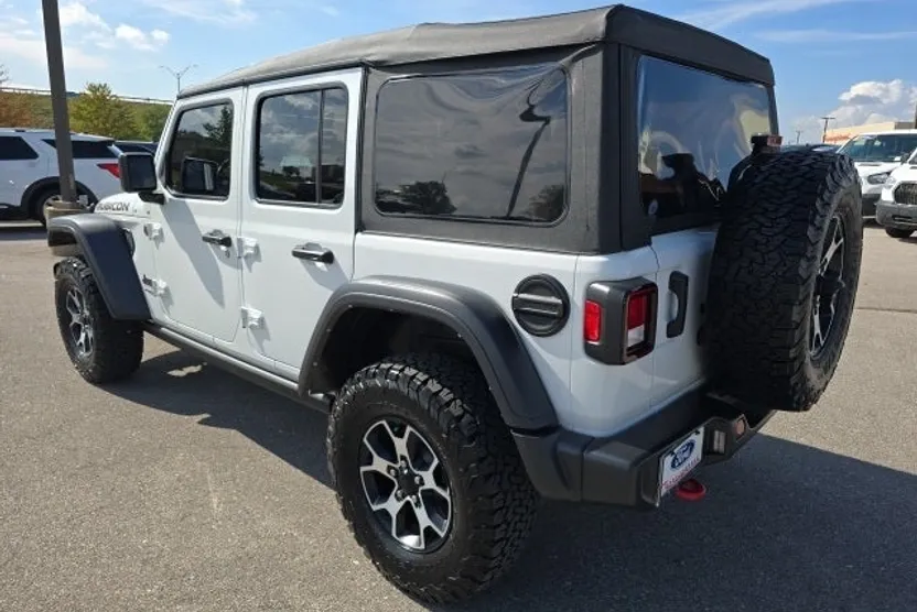 2022 Jeep Wrangler Unlimited Rubicon photo 1