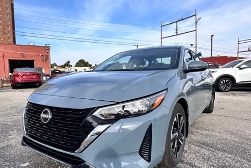 2025 Nissan Sentra SV photo 1