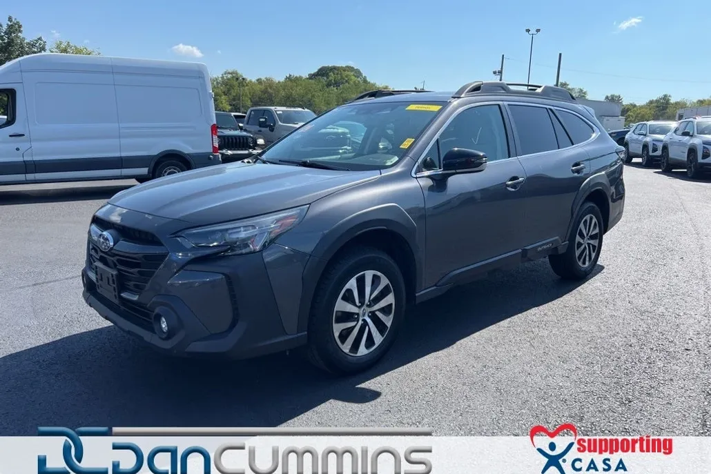 2023 Subaru Outback Premium photo 1