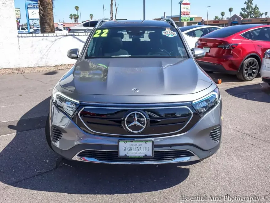 2022 Mercedes Benz EQB 350 4MATIC photo 1
