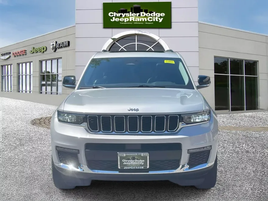 2022 Jeep Grand Cherokee Limited photo 1