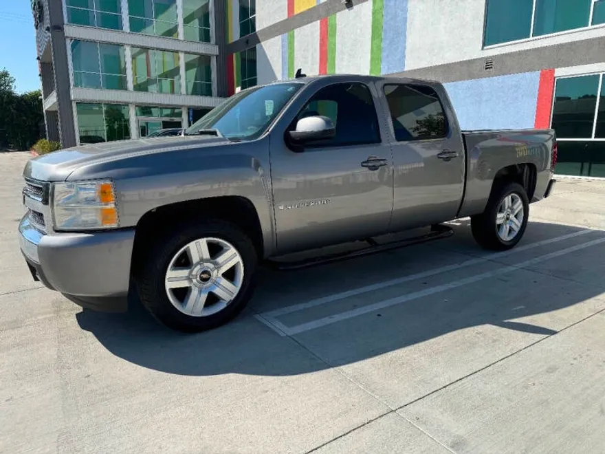 2008 Chevrolet Silverado 1500 LT1 photo 1