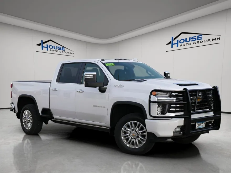 2022 Chevrolet Silverado 3500HD High Country photo 1