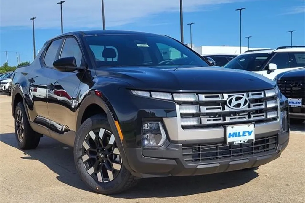 2025 Hyundai Santa Cruz SE photo 1