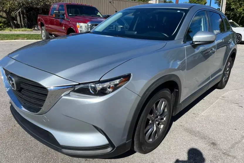 2019 Mazda CX-9 Sport photo 1