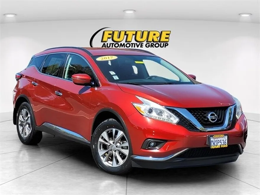 2017 Nissan Murano SV photo 1