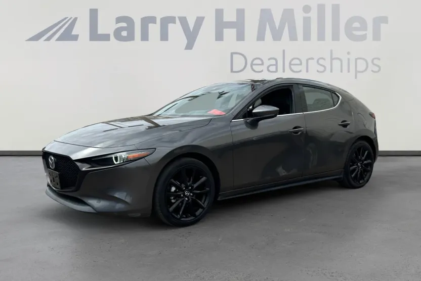 2021 Mazda Mazda3 Hatchback Premium photo 1
