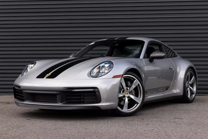 2024 Porsche 911 T photo 1