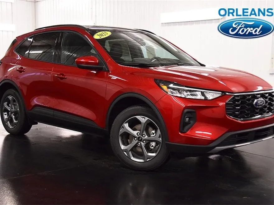 2025 Ford Escape ST-Line Select photo 1