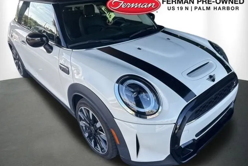 2023 Mini Cooper 2 Door Hardtop Signature photo 1