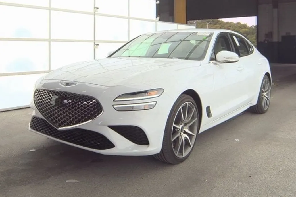 2024 Genesis G70 2.5T photo 1
