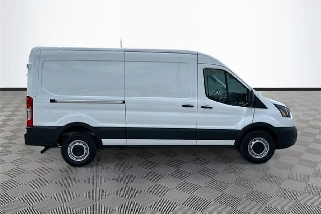 2025 Ford Transit photo 1