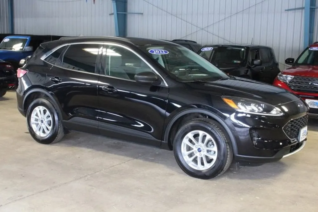 2022 Ford Escape SE photo 1