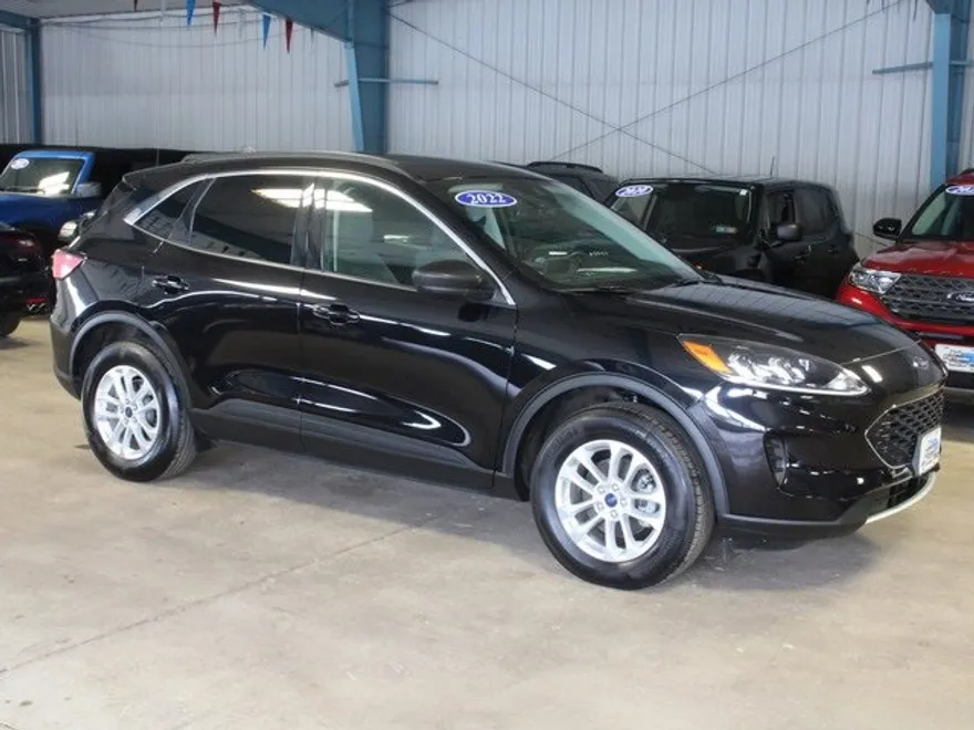 2022 Ford Escape SE photo 1
