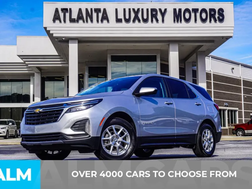 2022 Chevrolet Equinox LT photo 1