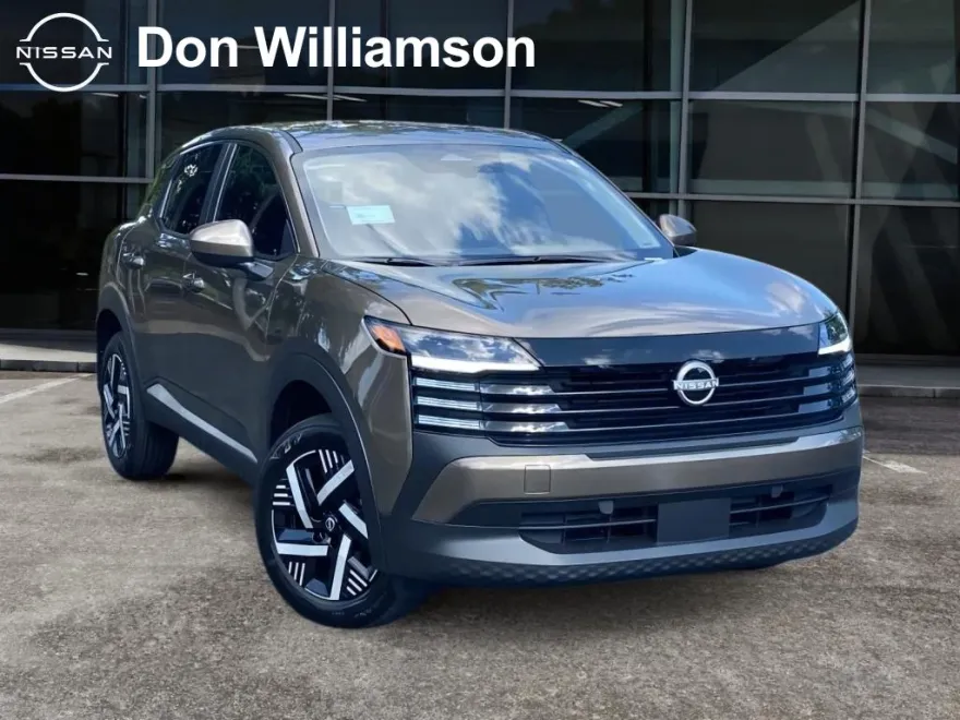 2025 Nissan Kicks SV photo 1