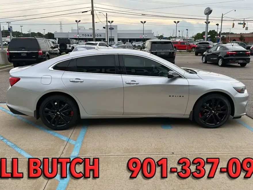 2018 Chevrolet Malibu 1LT photo 1