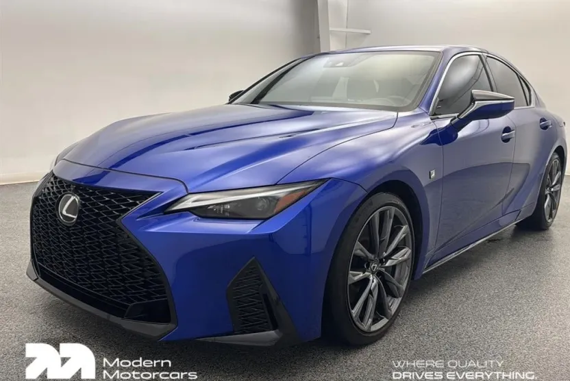 2023 Lexus IS 350 F SPORT photo 1