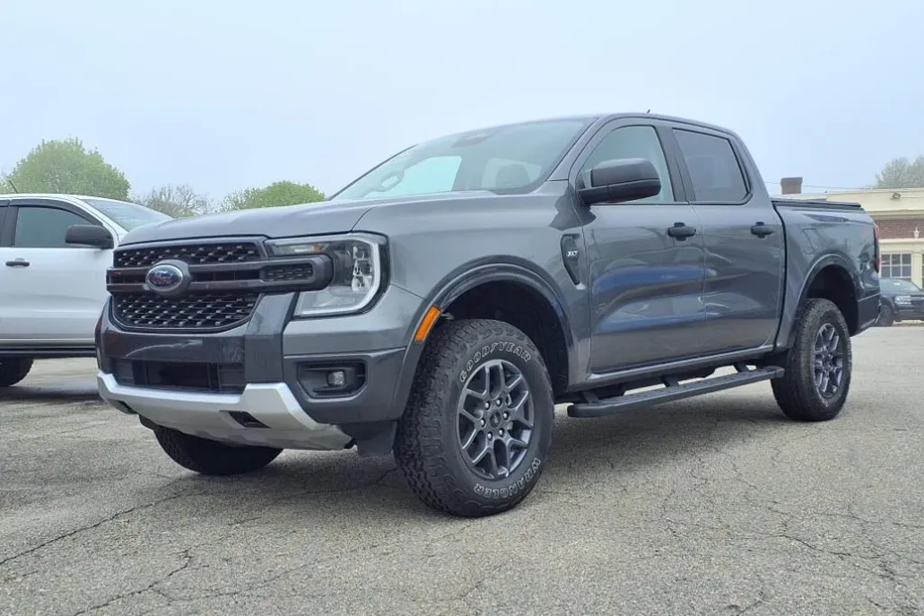 2024 Ford Ranger XLT photo 1