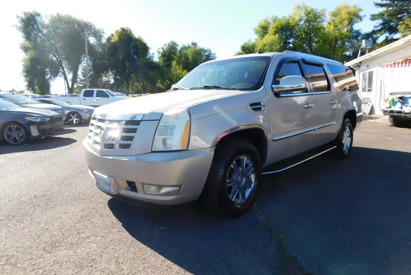 2007 Cadillac Escalade ESV photo 1