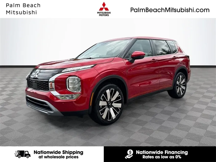 2025 Mitsubishi Outlander SE photo 1