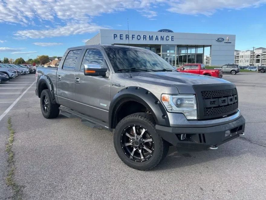 2014 Ford F-150 Lariat photo 1