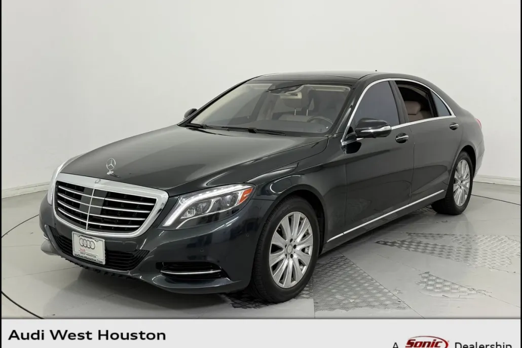2015 Mercedes Benz S 550 photo 1