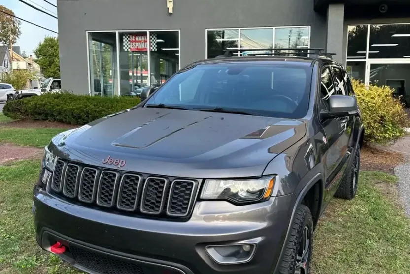 2017 Jeep Grand Cherokee Trailhawk photo 1