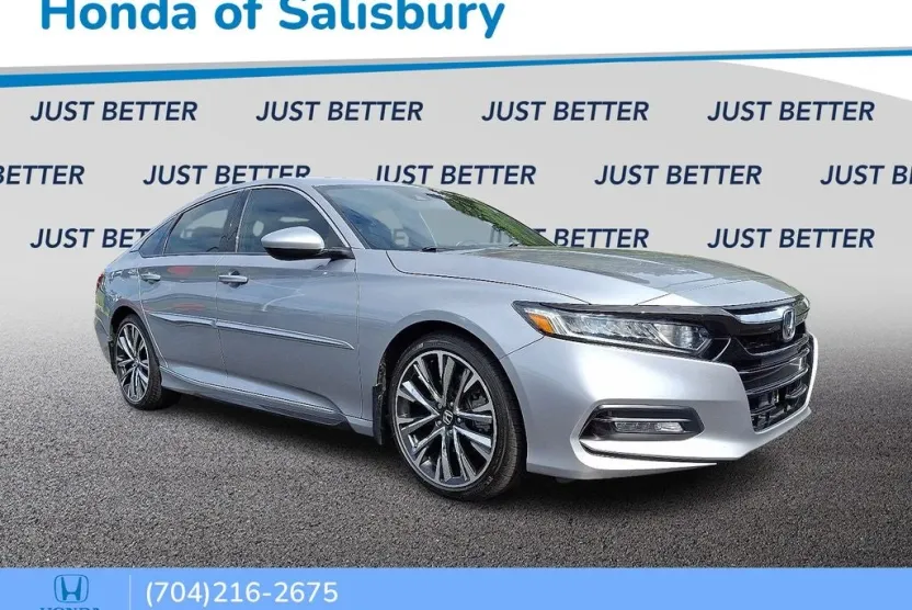 2019 Honda Accord Sport 2.0T photo 1