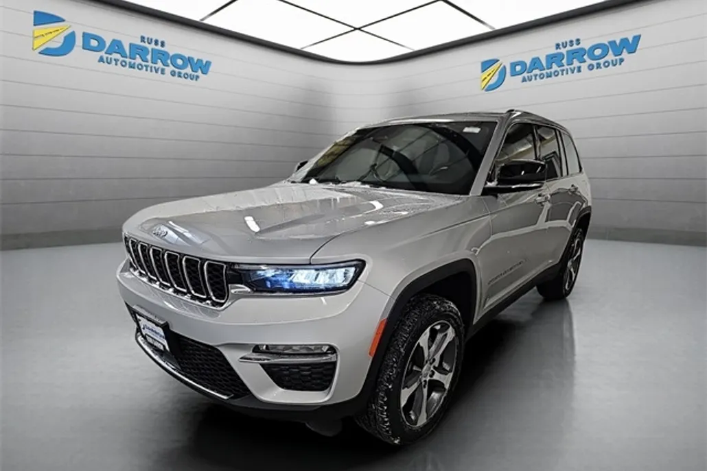2025 Jeep Grand Cherokee Limited photo 1